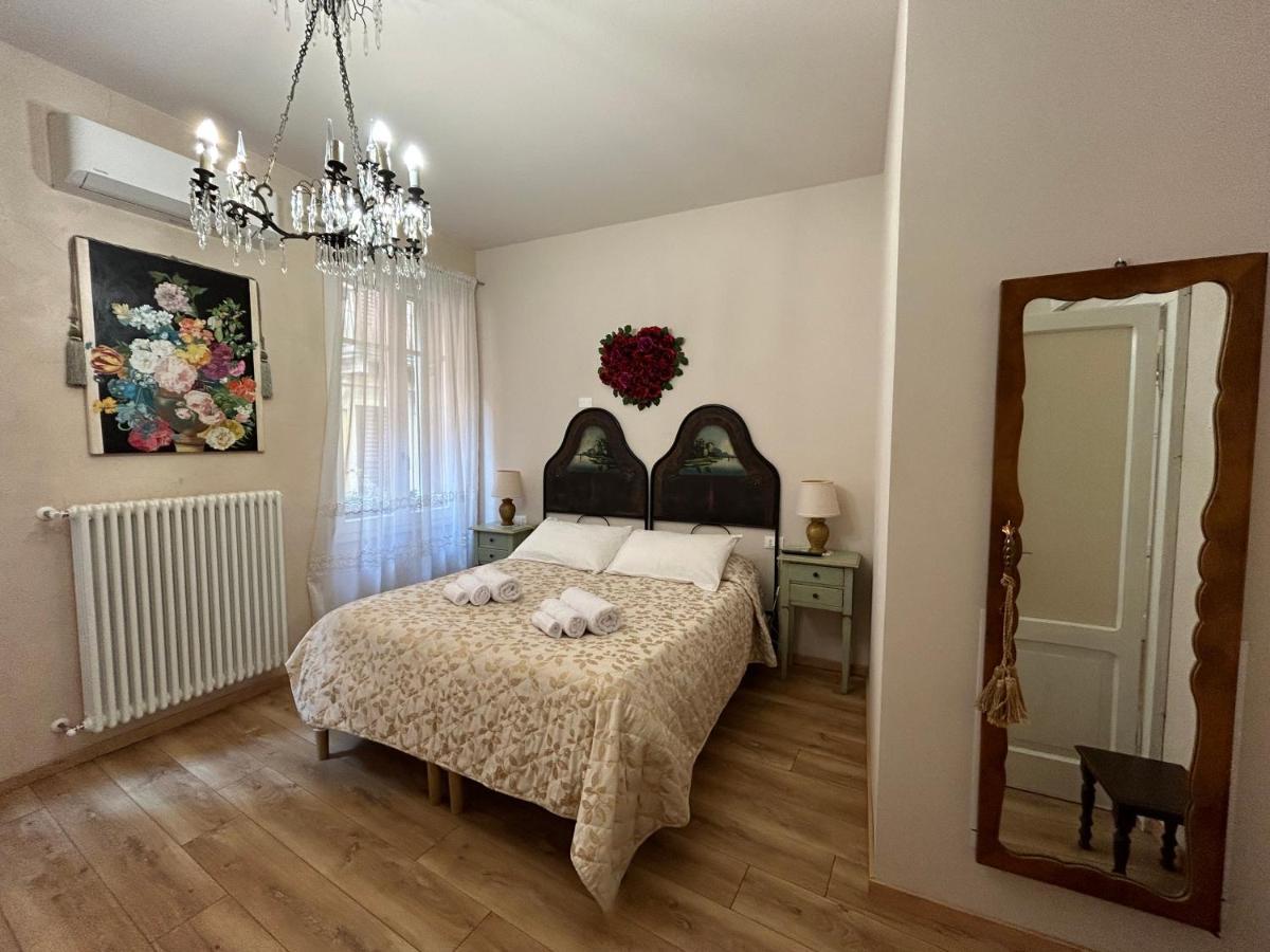 Sofia Rooms Verona Bagian luar foto