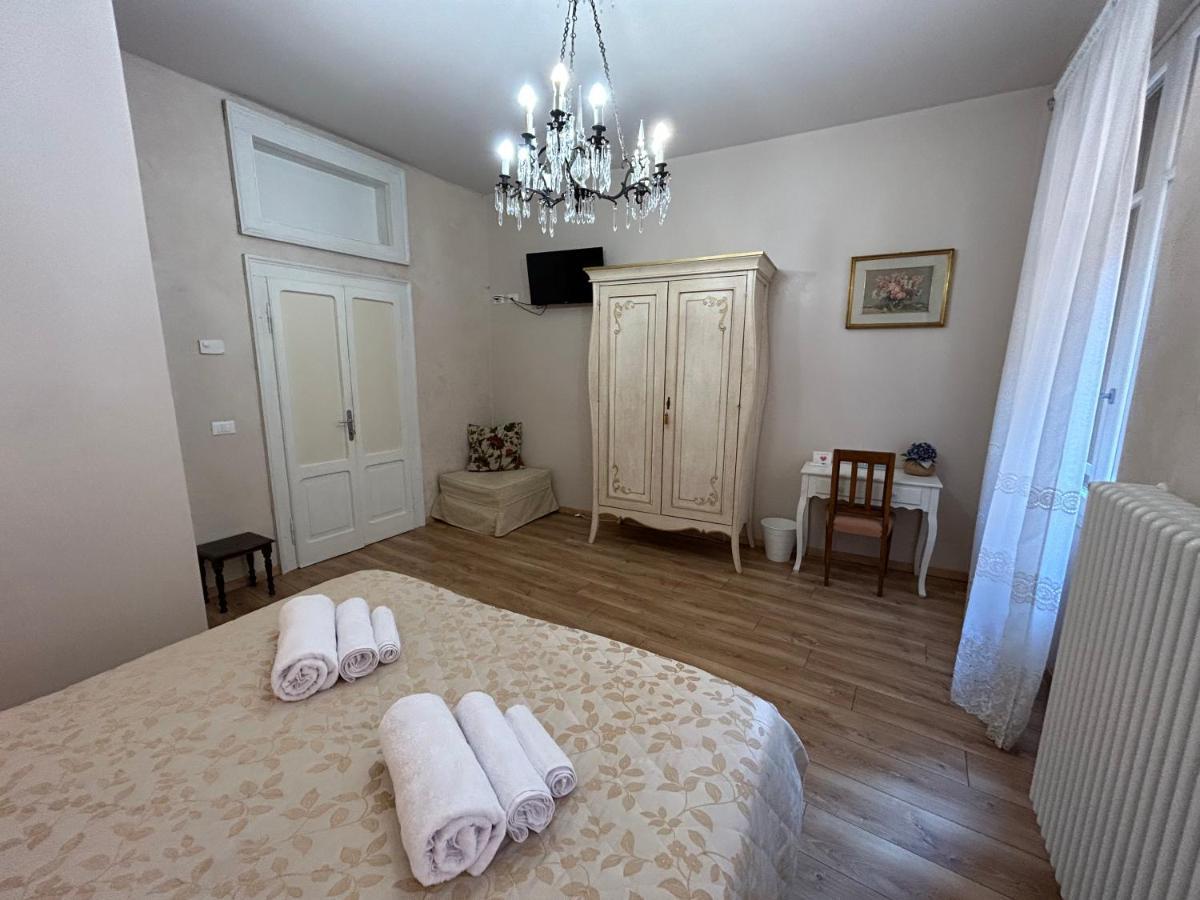 Sofia Rooms Verona Bagian luar foto