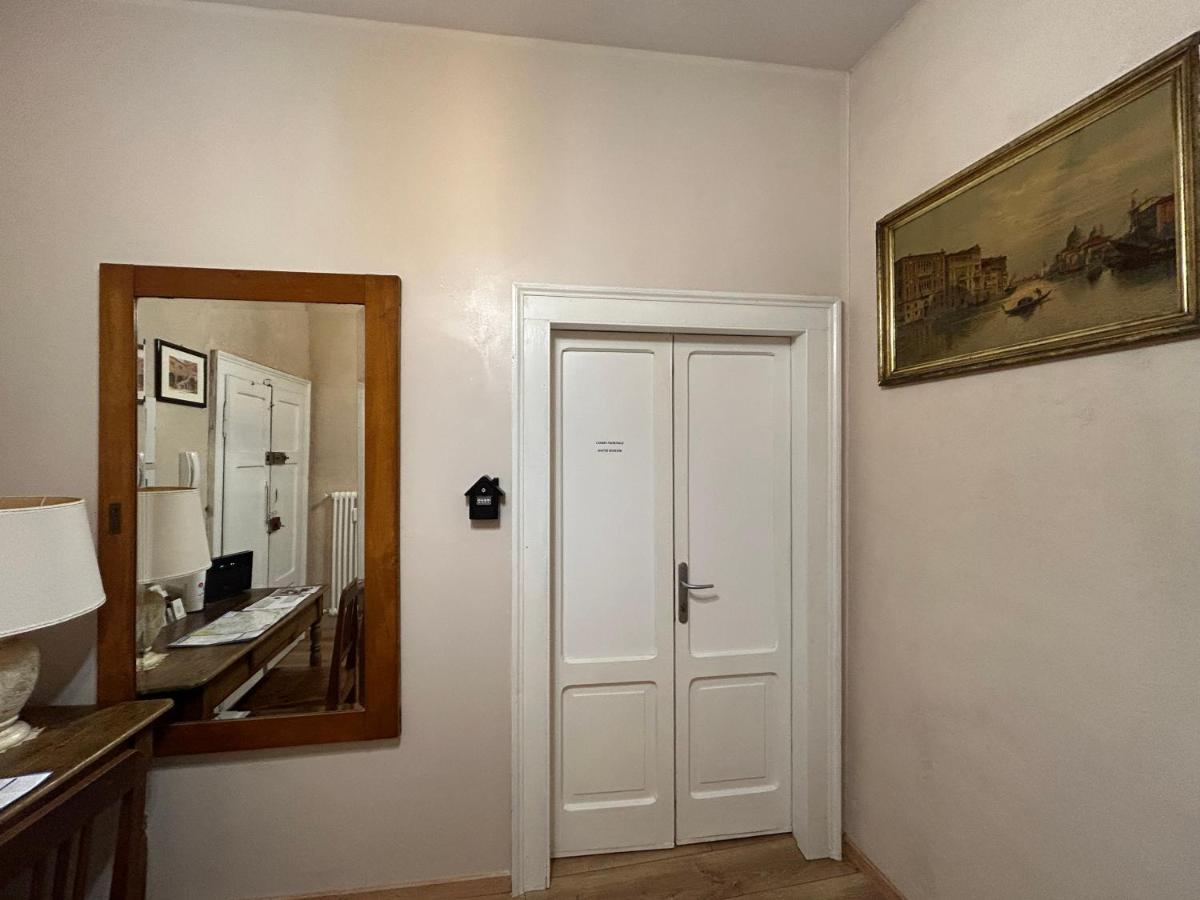 Sofia Rooms Verona Bagian luar foto