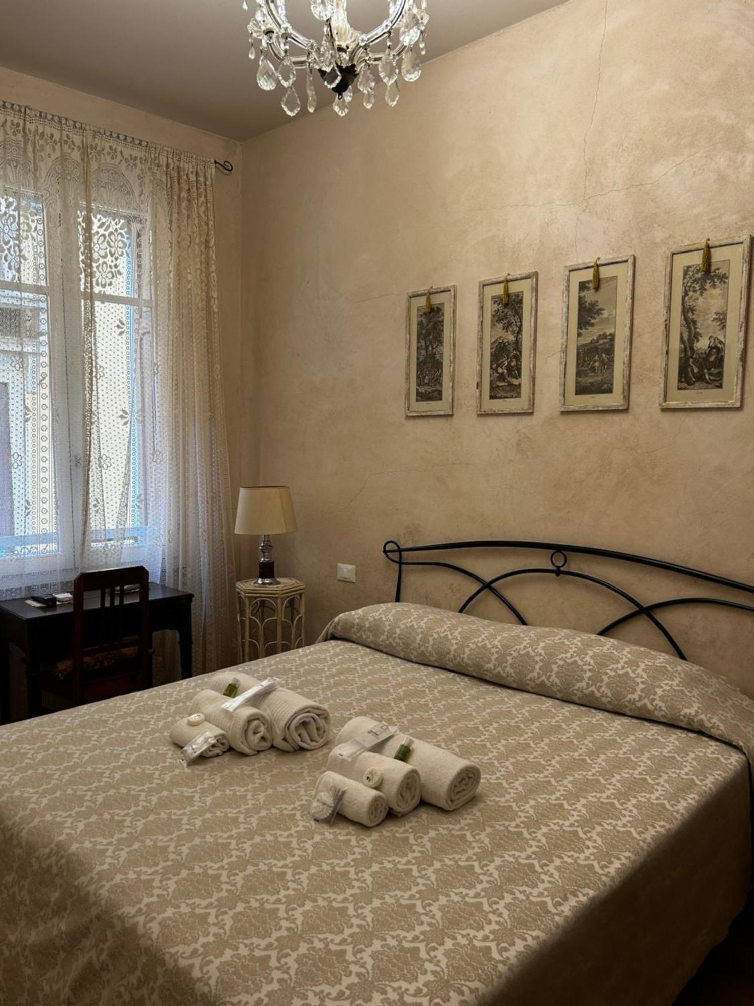 Sofia Rooms Verona Bagian luar foto