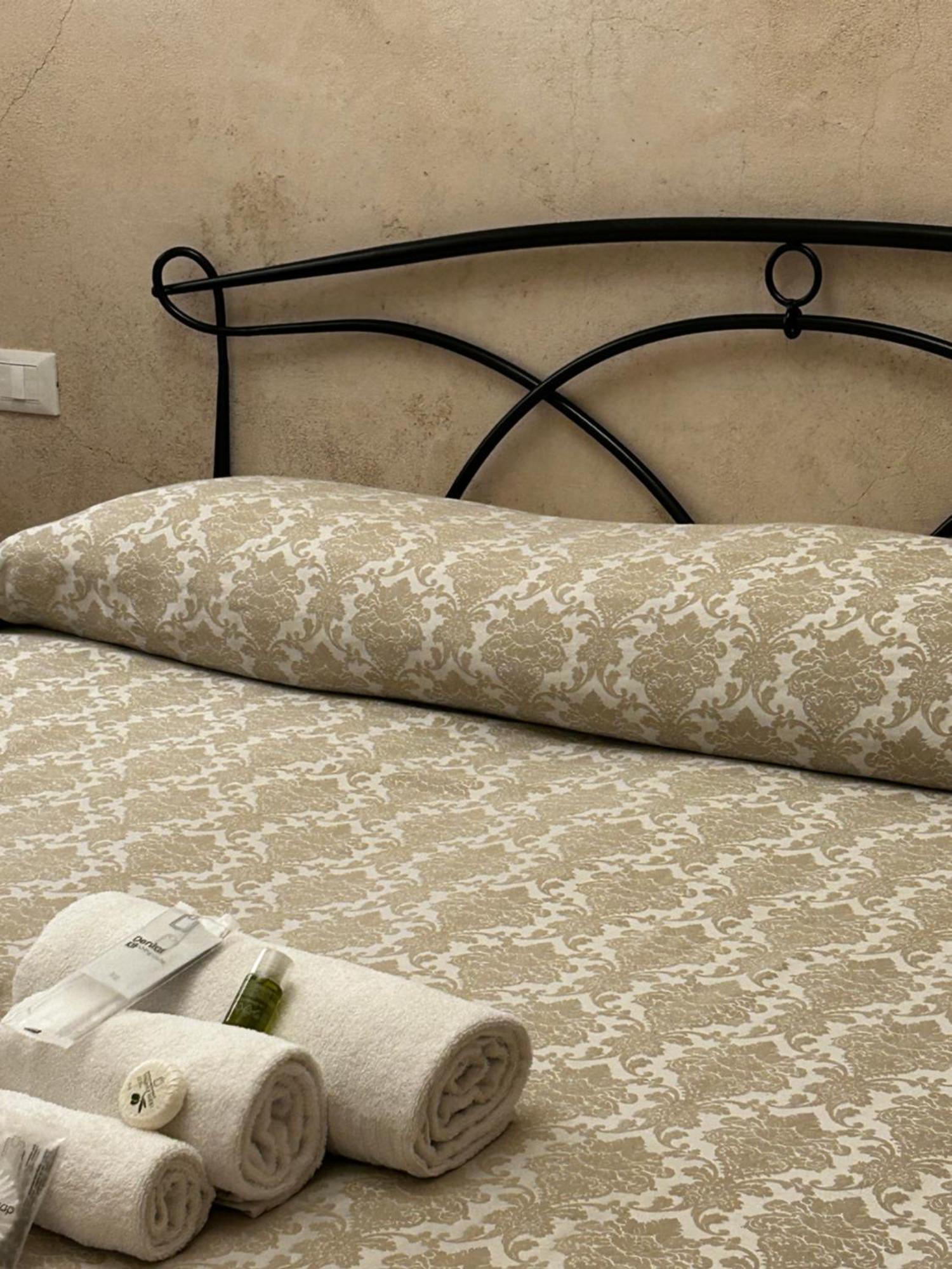 Sofia Rooms Verona Bagian luar foto